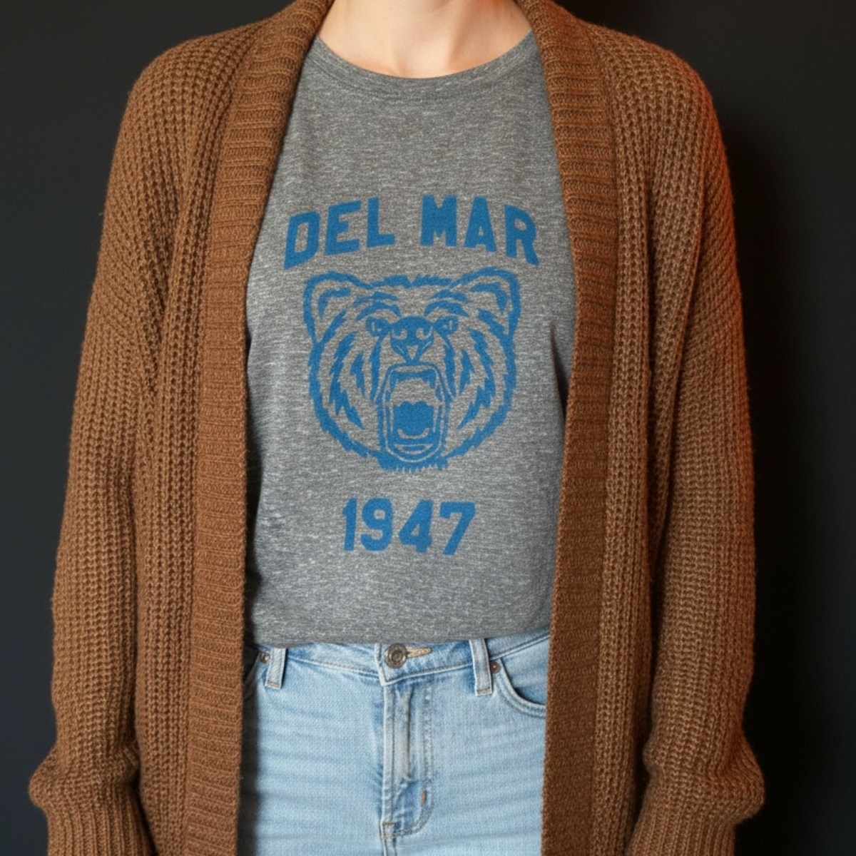 the "del mar bear" tee
