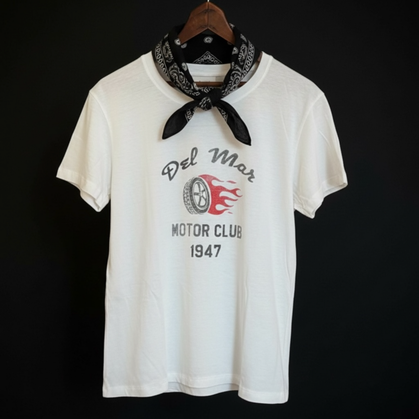 The "del mar motor club" tee Tee Number 1926