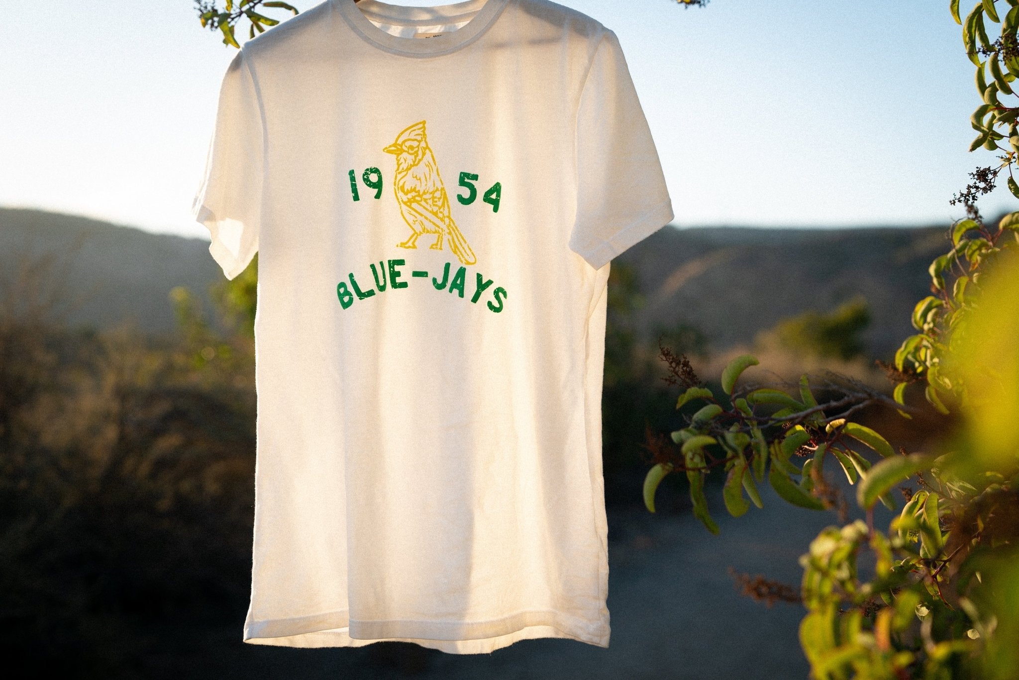 the "blue jays" tee Tee no. 1926   